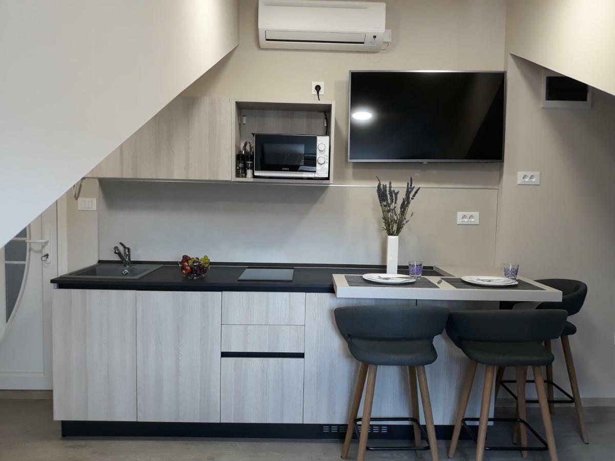 Center Apartment Dalu プーラ エクステリア 写真